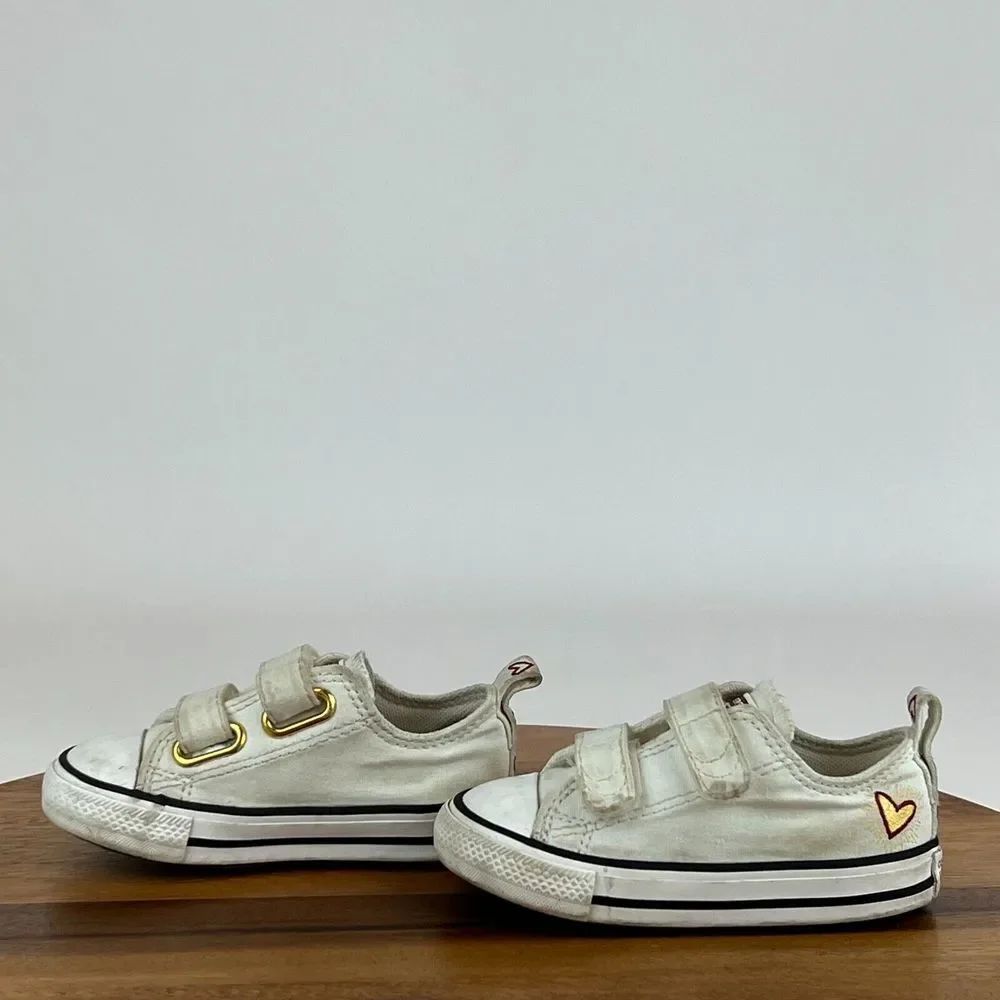 Little Kids Childrens Converse CTAS Ivory Hearts Low Sneakers Shoes Size 6 C GUC
